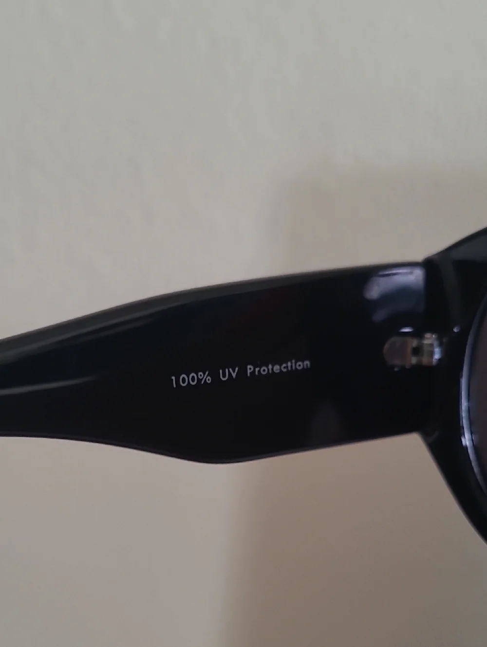 NWOT Authentic Ed Hardy Black Sunglasses with Colorful Tattoo Side Detail